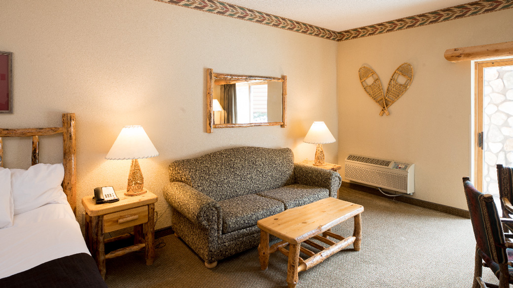 Double Queen Suite Anaheim Resort Great Wolf Lodge